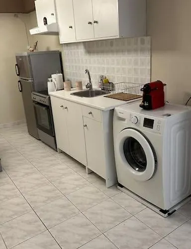 Modern Ll Apartment Volos